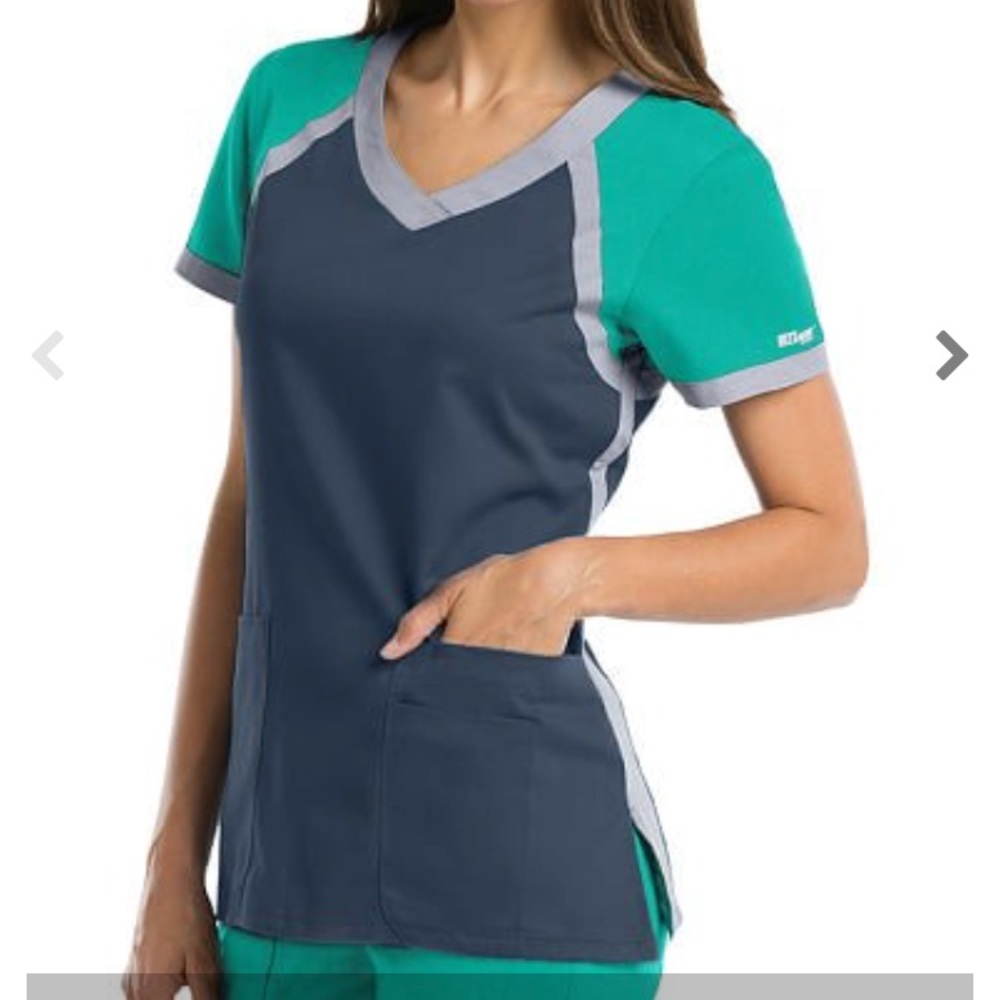 Greys Anatomy by Barco ACTIVE scrub top
